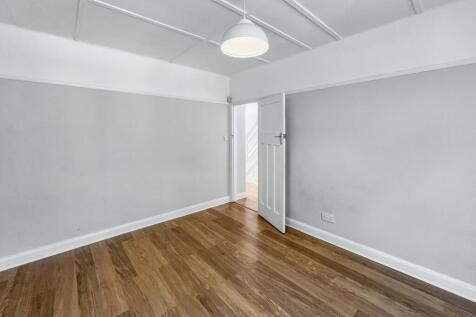 51 Greenview Avenue, Croydon, CR0 7QW
