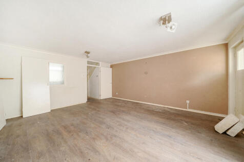 43 Clayponds Lane, Brentford, TW8 0BN