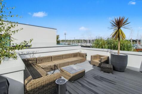 27 Crowsport, Hamble, Hampshire, SO31 4HG