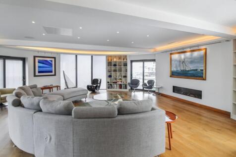 27 Crowsport, Hamble, Hampshire, SO31 4HG