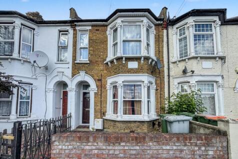 Flat A, 31 Sheridan Road, Manor Park, London, E12 6QT