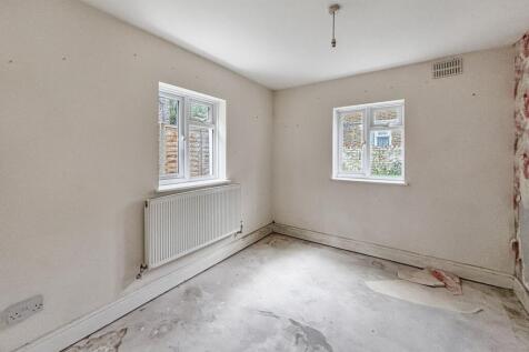 Flat A, 155 Antill Road, Tottenham Hale, London, N15 4BB