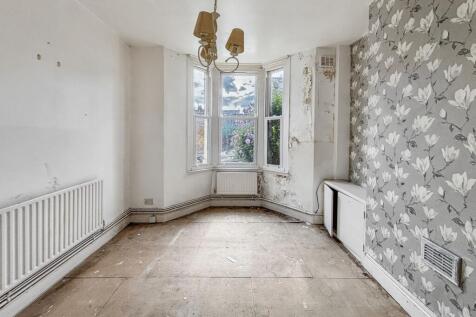 Flat A, 155 Antill Road, Tottenham Hale, London, N15 4BB