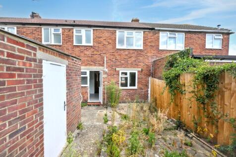 71 Downfield Road, Cheshunt, Hertfordshire, EN8 8SR