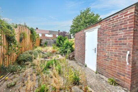 71 Downfield Road, Cheshunt, Hertfordshire, EN8 8SR