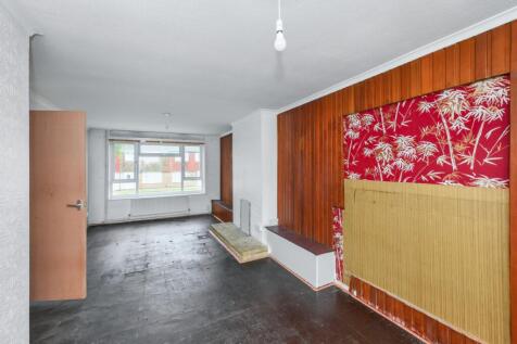 71 Downfield Road, Cheshunt, Hertfordshire, EN8 8SR