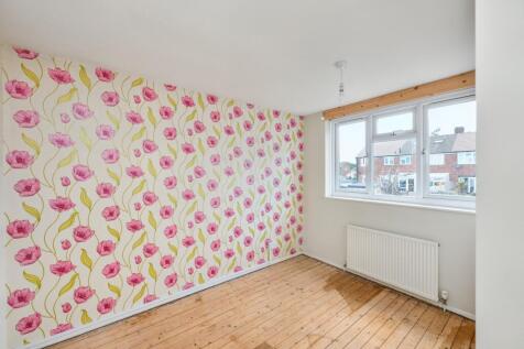 71 Downfield Road, Cheshunt, Hertfordshire, EN8 8SR