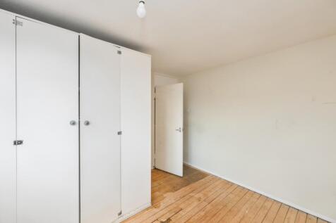 71 Downfield Road, Cheshunt, Hertfordshire, EN8 8SR