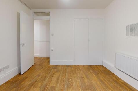 Flat A, 98 Brooke Road, Stoke Newington, London, N16 7RT