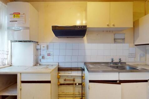 Flat 39, Hanger View Way, Acton, London, W3 0EY