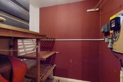 Flat 39, Hanger View Way, Acton, London, W3 0EY