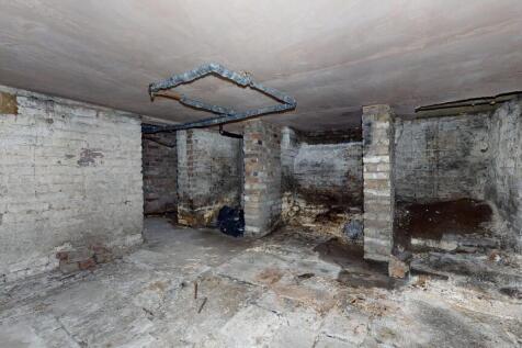Flat A, 19 Canonbury Grove, Islington, London, N1 2HR