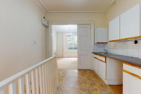 Flat A, 19 Canonbury Grove, Islington, London, N1 2HR