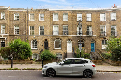 Flat A, 19 Canonbury Grove, Islington, London, N1 2HR