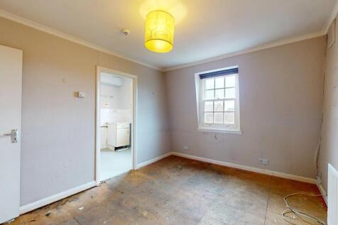Flat D, 220 Liverpool Road, Islington, London, N1 1LE
