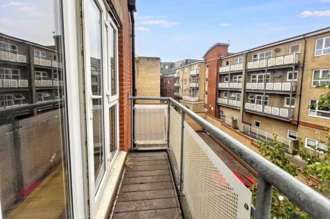 Flat 6 Lapidge House, 5 Coombe Road, Kingston Upon Thames, Surrey KT2 7AB