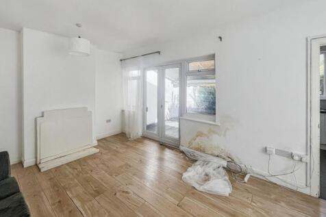 67 Long Drive, Greenford, UB6 8NA