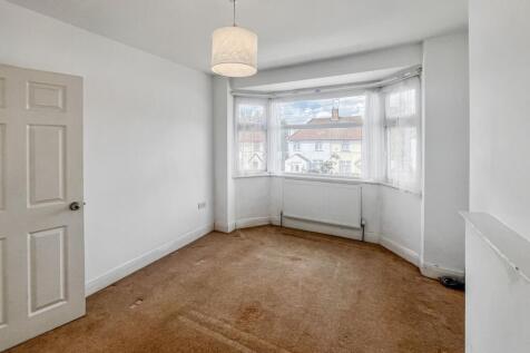 67 Long Drive, Greenford, UB6 8NA