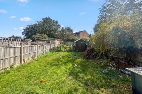 67 Long Drive, Greenford, UB6 8NA