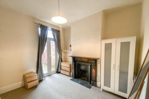 126 Pinhoe Road, Exeter EX4 7HJ