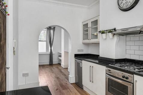 Flat 1, 3 Becklow Road, Shepherds Bush, London W12 9ER