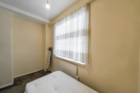 Flat 3, Bevan House, Boswell Street, Holborn, WC1N 3BT