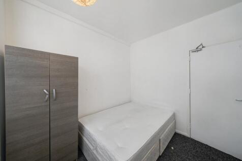 Flat 3, Bevan House, Boswell Street, Holborn, WC1N 3BT