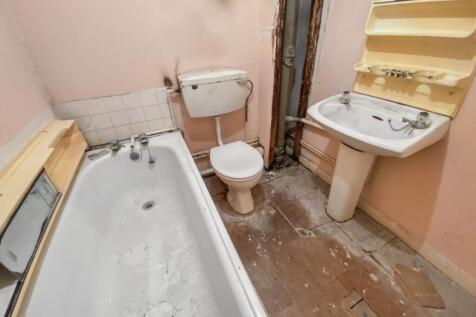 Flat B, 28 Norwood Road, Herne Hill, London, SE24 9BH