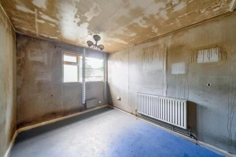 104 Crown Meadow, Colnbrook, Slough SL3 0LT