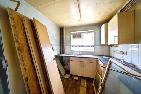 104 Crown Meadow, Colnbrook, Slough SL3 0LT
