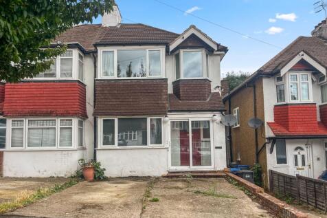 10 Kenmore Road, Kenley, Surrey, CR8 5NU
