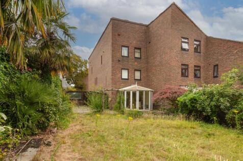 12 Beckett Close, Streatham, London, SW16 1AN