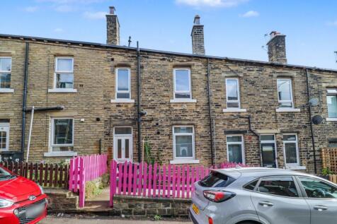 10 Claremont Street, Sowerby Bridge, West Yorkshire, HX6 2PD