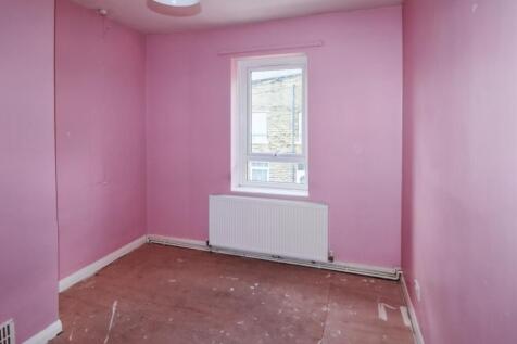 10 Claremont Street, Sowerby Bridge, West Yorkshire, HX6 2PD