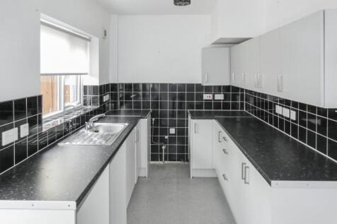 79 Twenty Fourth Avenue, Hull, East Yorkshire, HU6 9LX