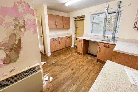 39 Newnton Grove, Malmesbury, Wiltshire, SN16 0DS
