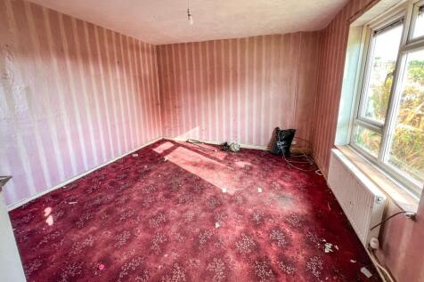 41 Hill Rise, Chippenham, Wiltshire, SN15 1AU