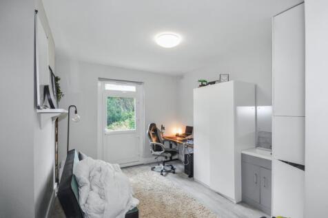 30-32 Winchester Avenue, Queens Park, NW6 7TU