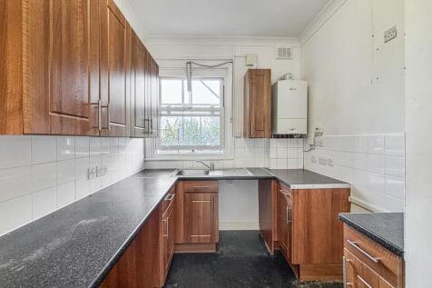 104B St Stephens Avenue, London W12 8JD