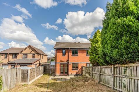 9 Sevenoaks Drive, Great Lever, Bolton, Greater Manchester, BL3 3ED