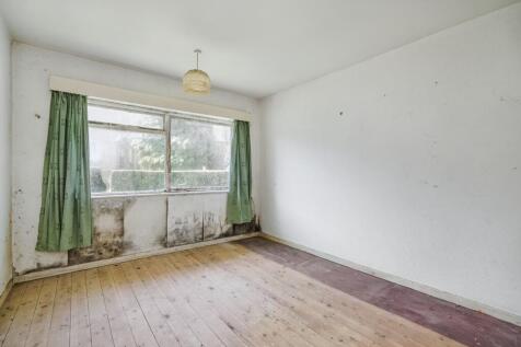 2 Salisbury Court, Querneby Road, Nottingham NG3 5JD