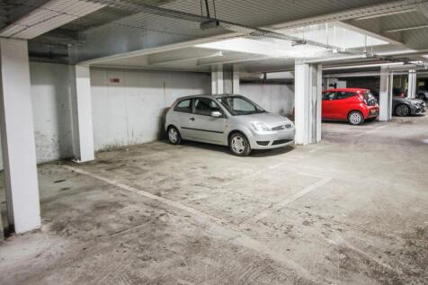 Flat 33, William Shipley House, Knightrider Court, Knightrider Street, Maidstone ME15 6XD