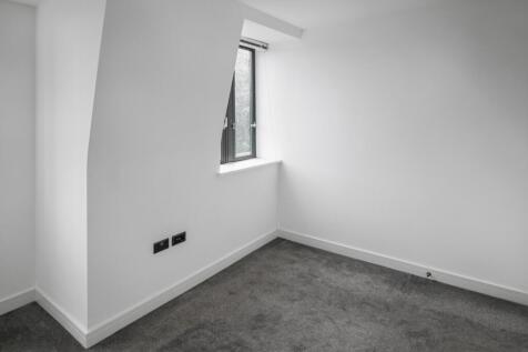 Flat 33, William Shipley House, Knightrider Court, Knightrider Street, Maidstone ME15 6XD