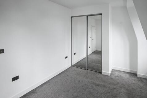 Flat 33, William Shipley House, Knightrider Court, Knightrider Street, Maidstone ME15 6XD