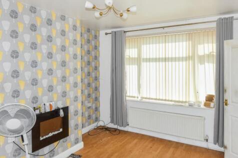 18 Endeavour Crescent, Hull, East Yorkshire, HU9 5SY