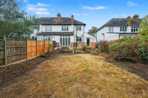 8 Dinsdale Gardens, New Barnet, Barnet, London EN5 1HE