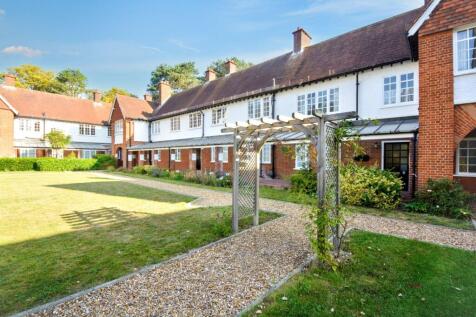 Flat 8, Sollershott Hall, Letchworth Garden City, SG6 3PN