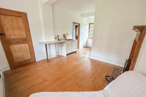 Flat 8, Sollershott Hall, Letchworth Garden City, SG6 3PN