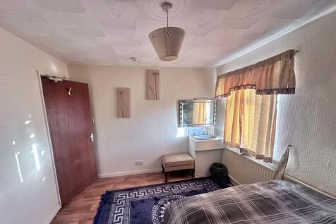 Y Foelas, Station Road, Llanrug, Caernarfon LL55 4BE