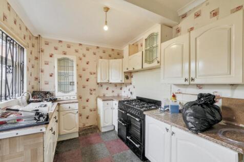 4 Brougham Avenue, Mansfield, NG19 7LA